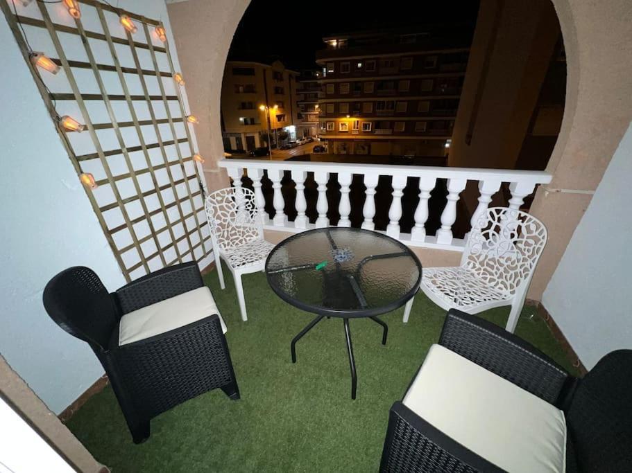 Nice And Central Apartment 托雷维耶哈 外观 照片