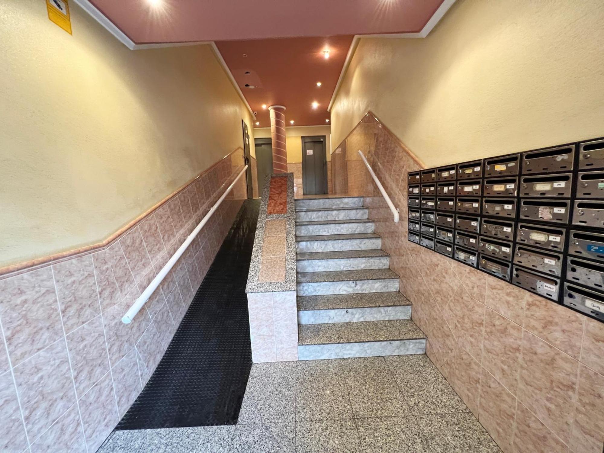 Nice And Central Apartment 托雷维耶哈 外观 照片