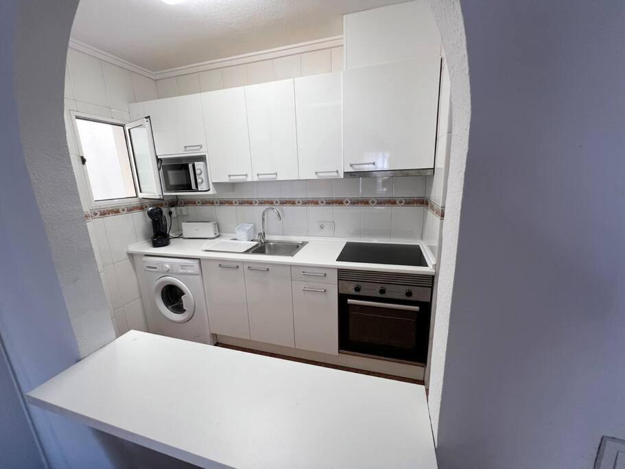Nice And Central Apartment 托雷维耶哈 外观 照片