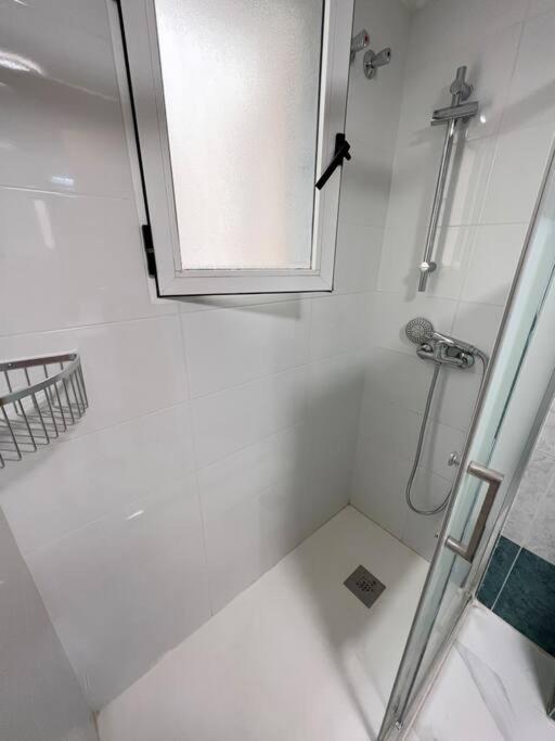 Nice And Central Apartment 托雷维耶哈 外观 照片