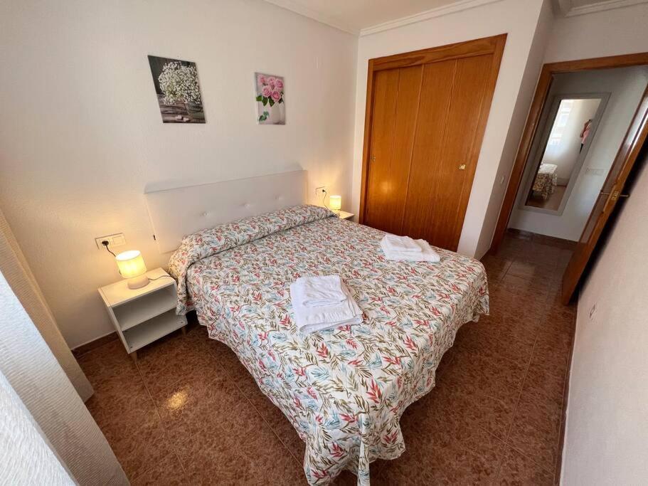 Nice And Central Apartment 托雷维耶哈 外观 照片
